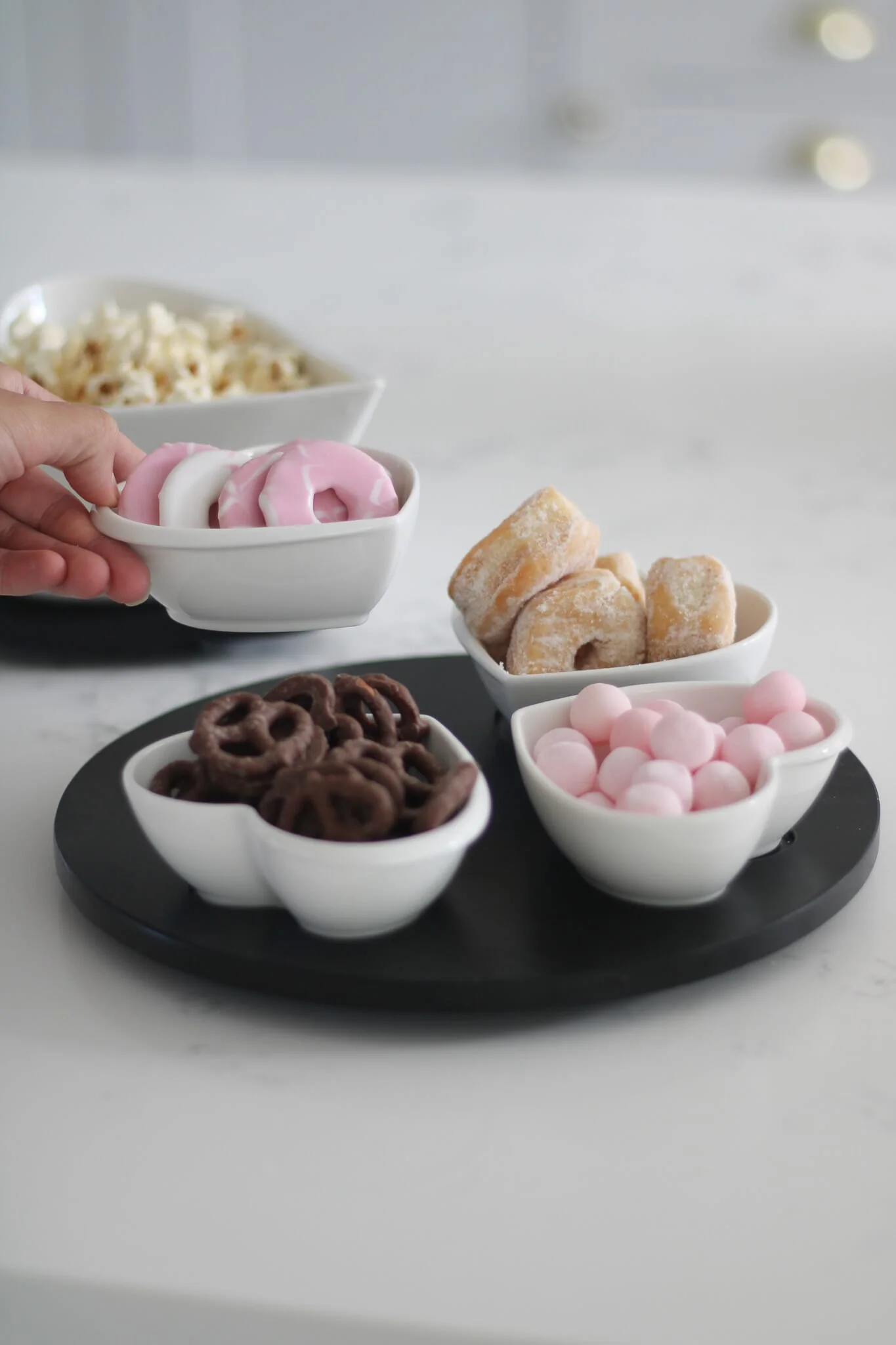 4 Pc Lazy Susan Heart Snacking Station - Black - Image 2