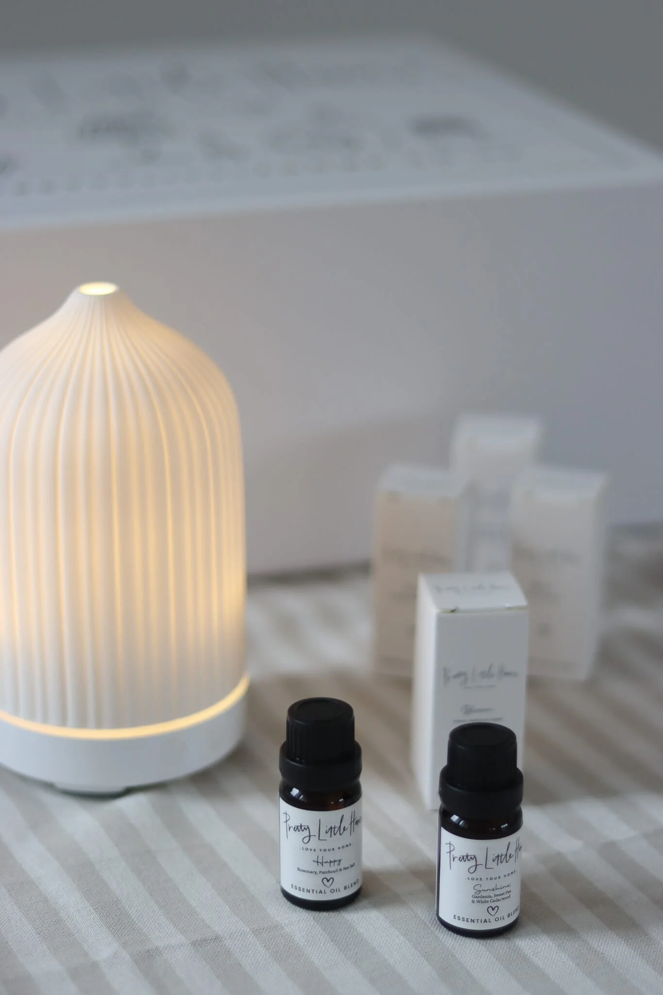 Ceramic Diffuser & Essential Oil Set - Image 3