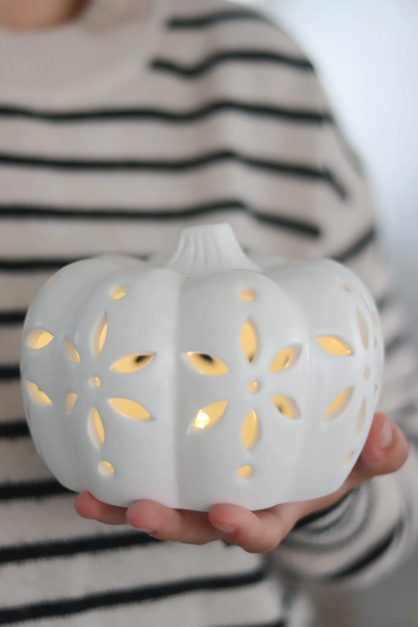 Ceramic Pumpkin LED - Large - Image 2
