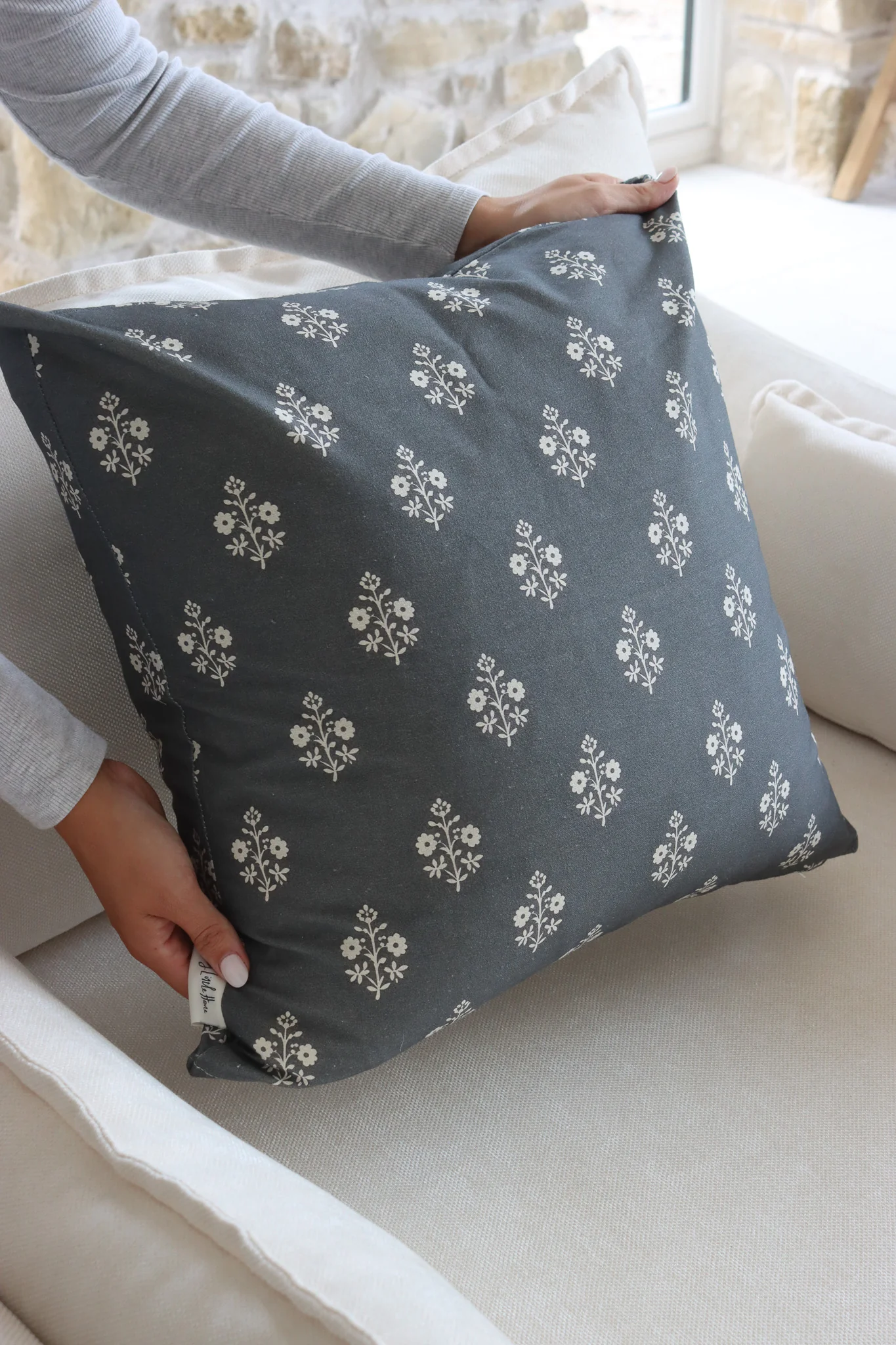 Charcoal Wildflower Cushion Cover - Image 3