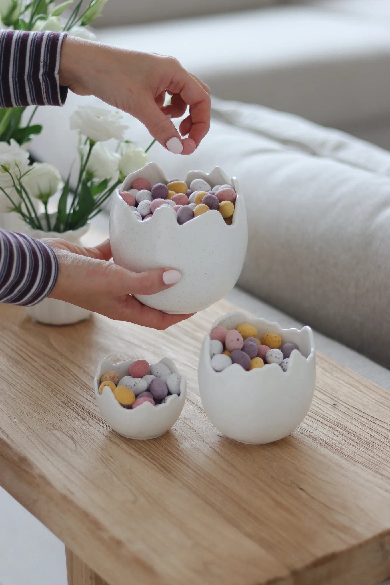 Set of 3 Egg Shell Pots