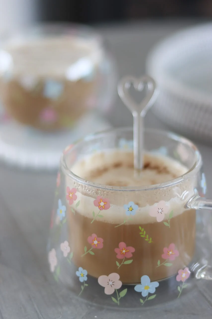 Wrap Around Double Walled Glass Mug – Springtime - Image 4