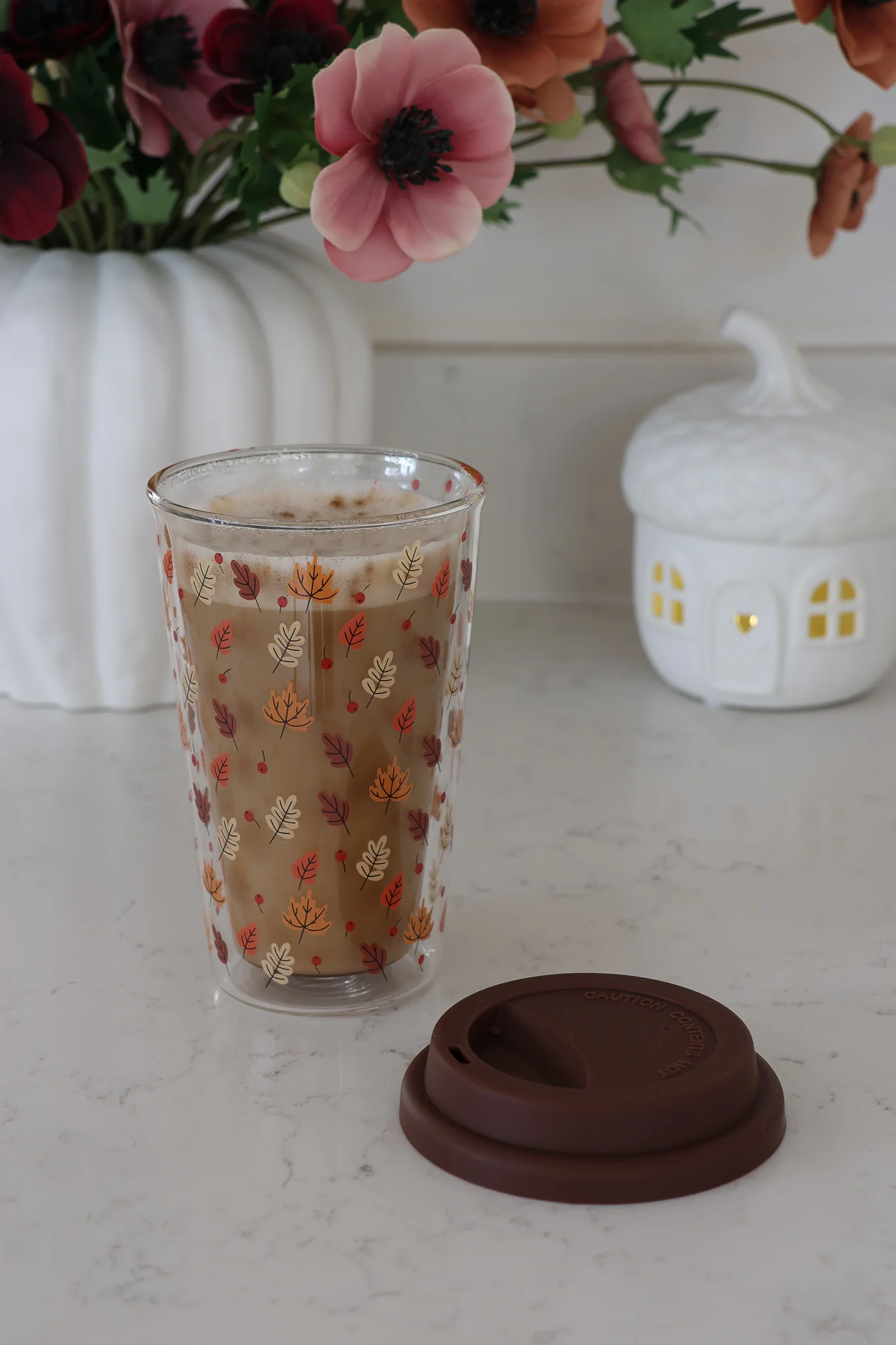 Double Walled Glass Travel Mug – Autumn Leaves - Image 3