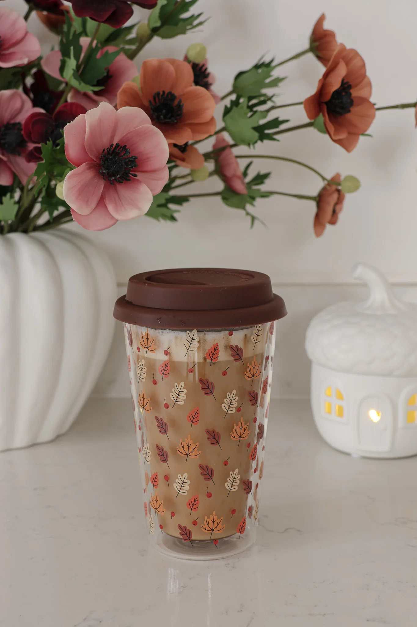 Double Walled Glass Travel Mug – Autumn Leaves - Image 4
