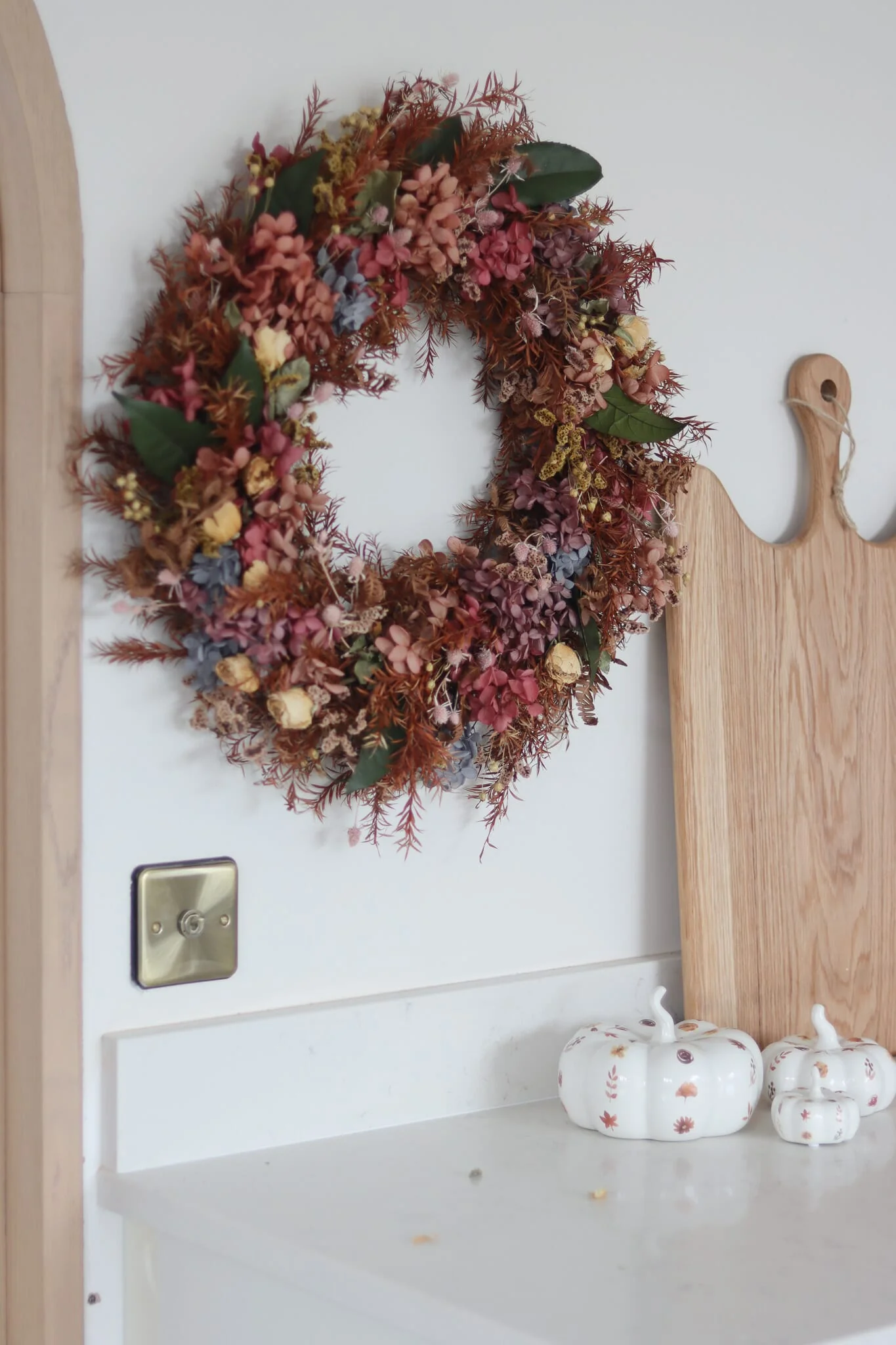 Dried Wreath - Autumn Wildflower - Image 3