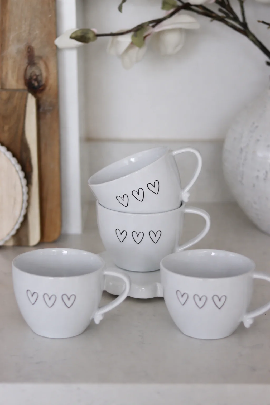 Heart Handled Ceramic Mug Set – 4 Piece – 3 Black Hearts - Image 3