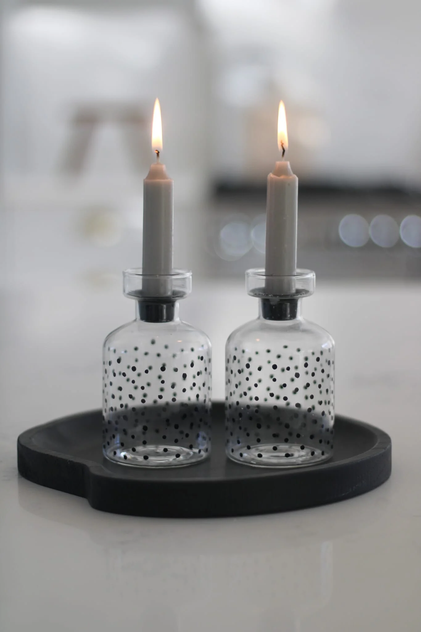 Irregular Display Board - Black