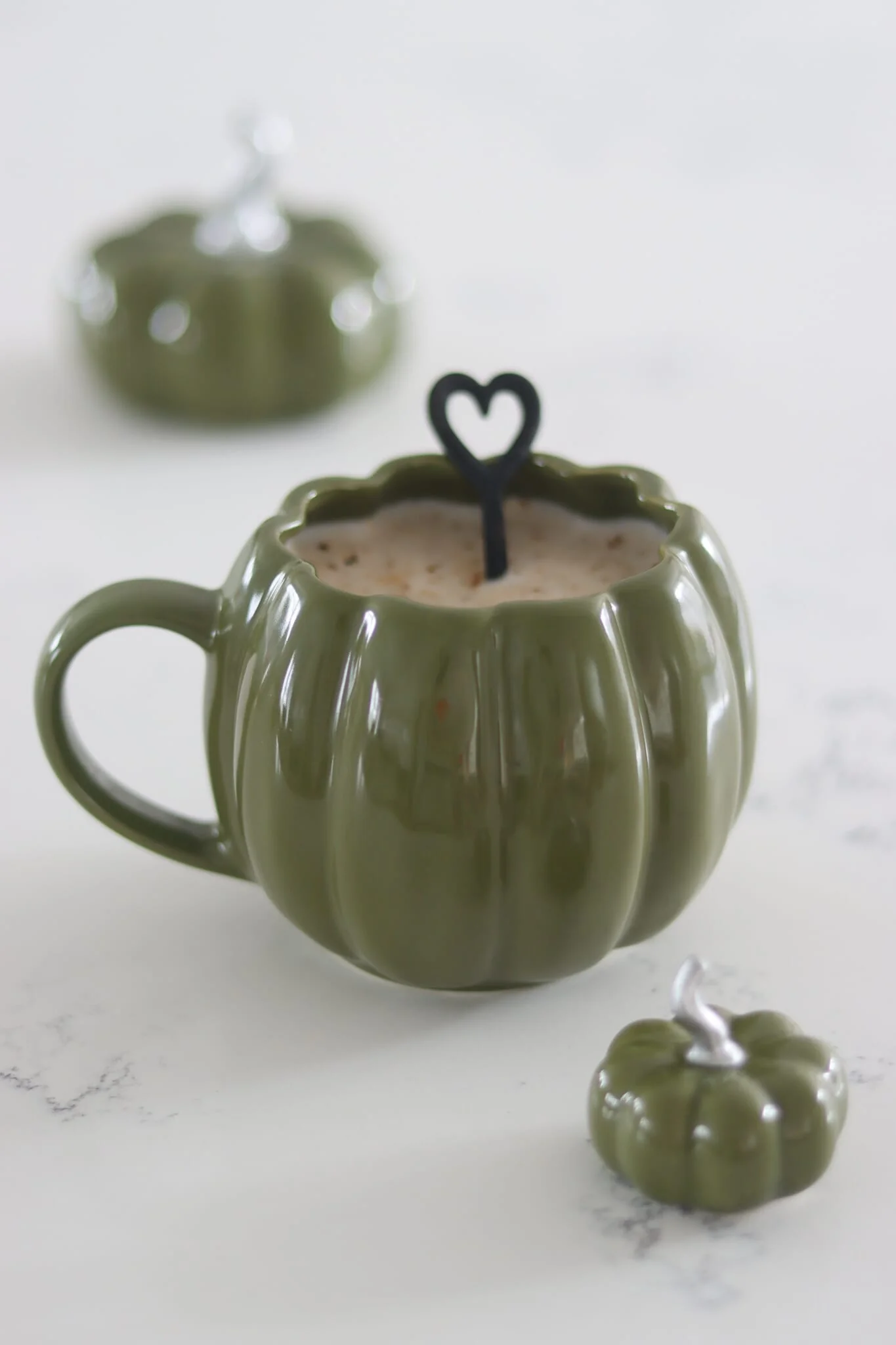 Large Pumpkin Mug - Autumnal Green - Image 2