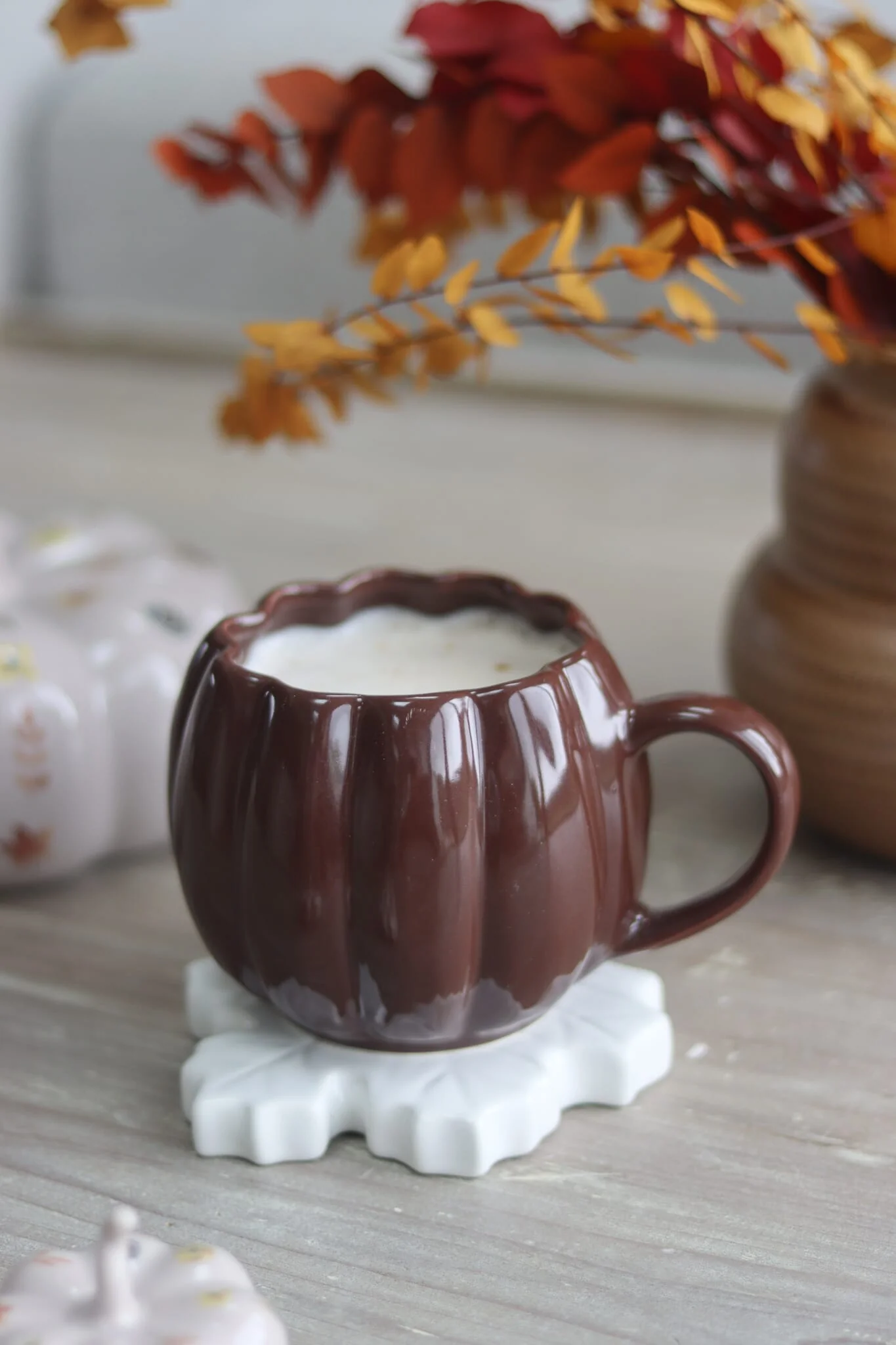 Large Pumpkin Mug - Brown - Image 3