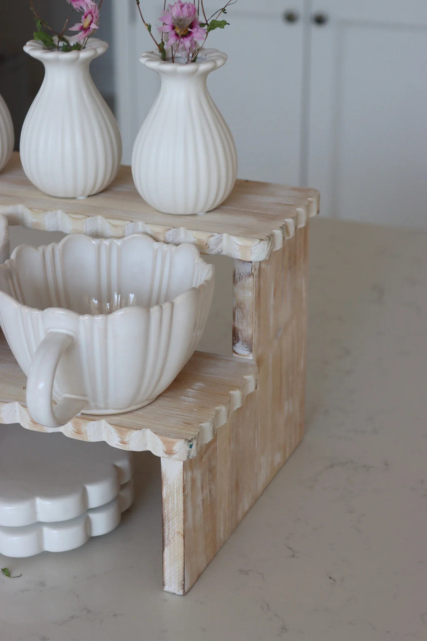 Natural Scalloped Mug & Vase Bundle - Image 2