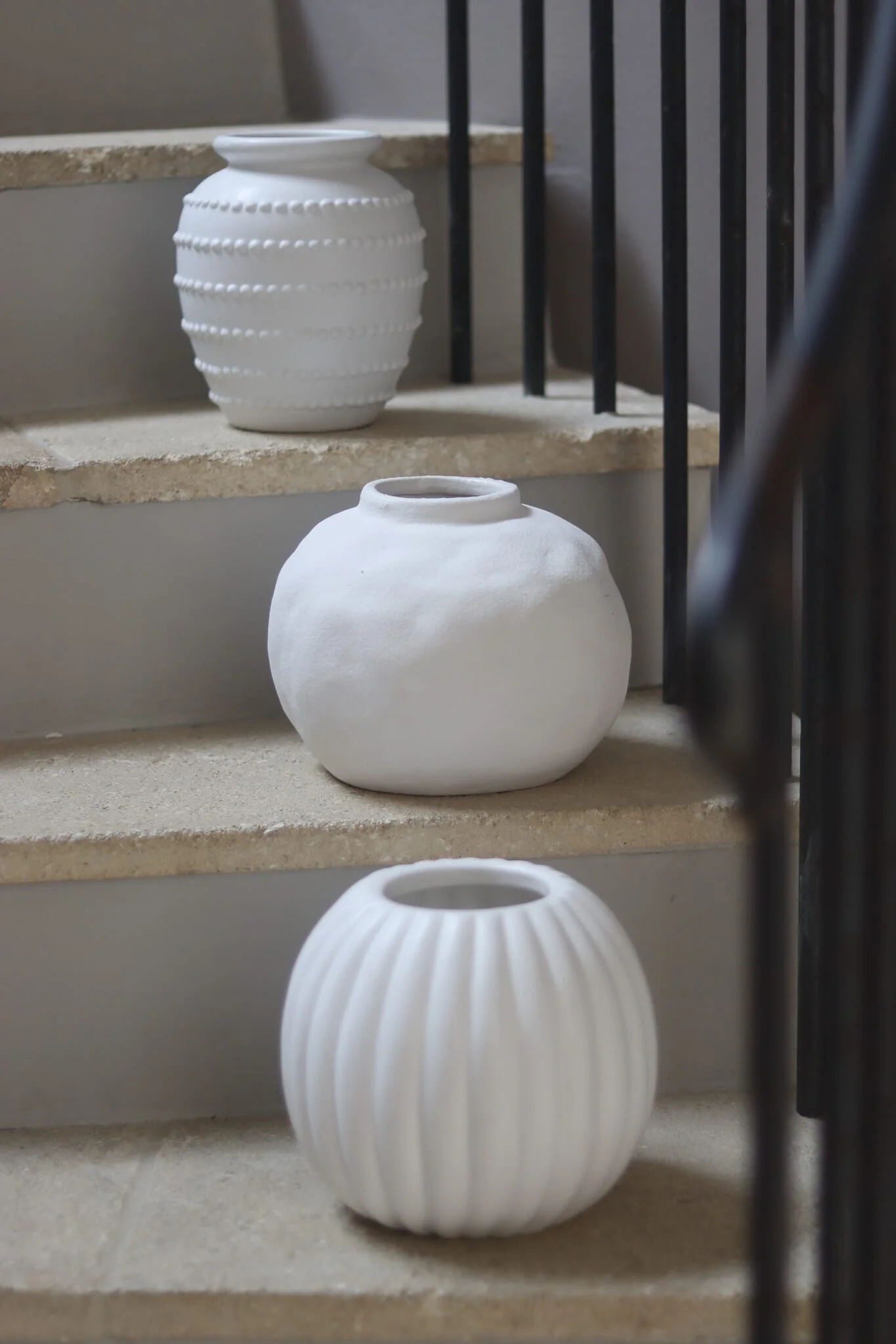 Dimpled Round Ceramic Vase - Image 3