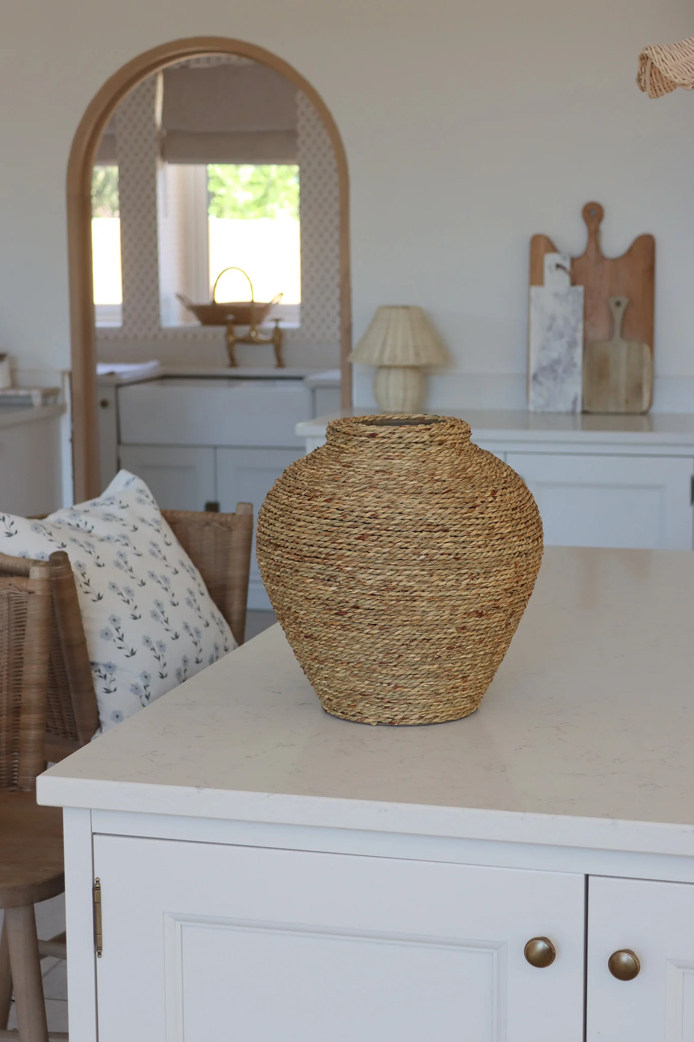 Large Seagrass Vase - Image 4