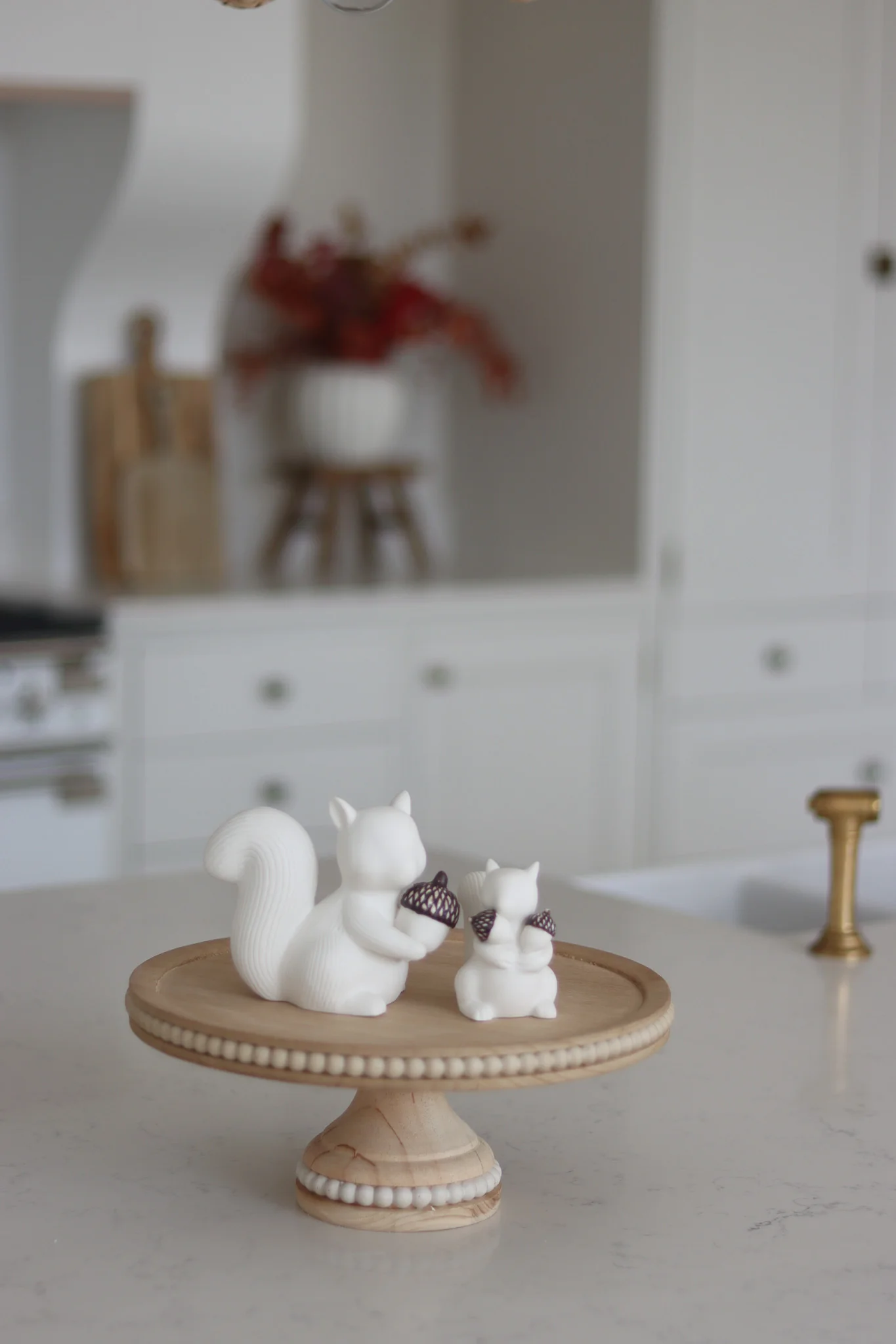 Set of 2 Ceramic Squirrels