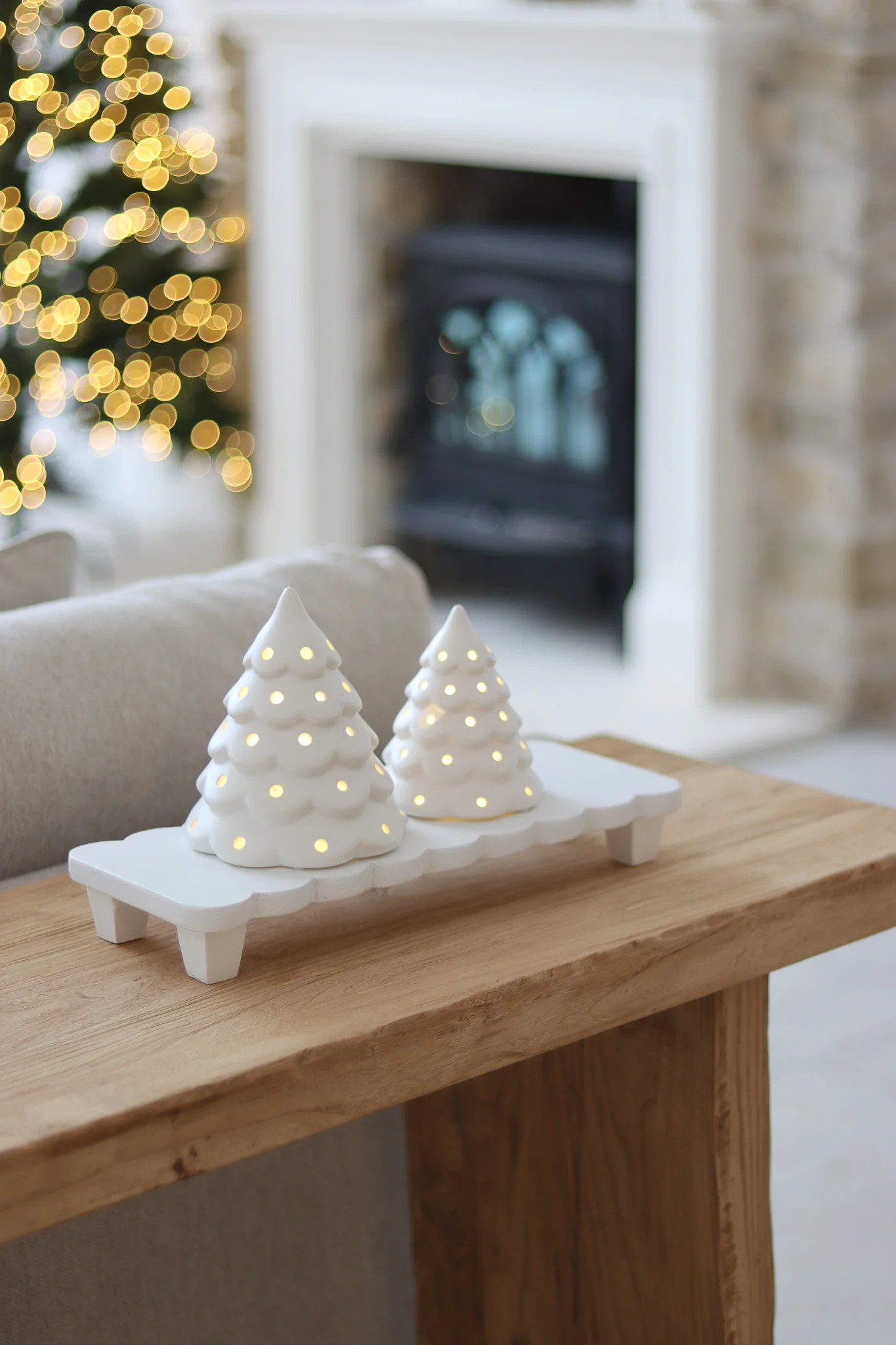 Set of 2 LED Ceramic Trees – Scalloped White - Image 5