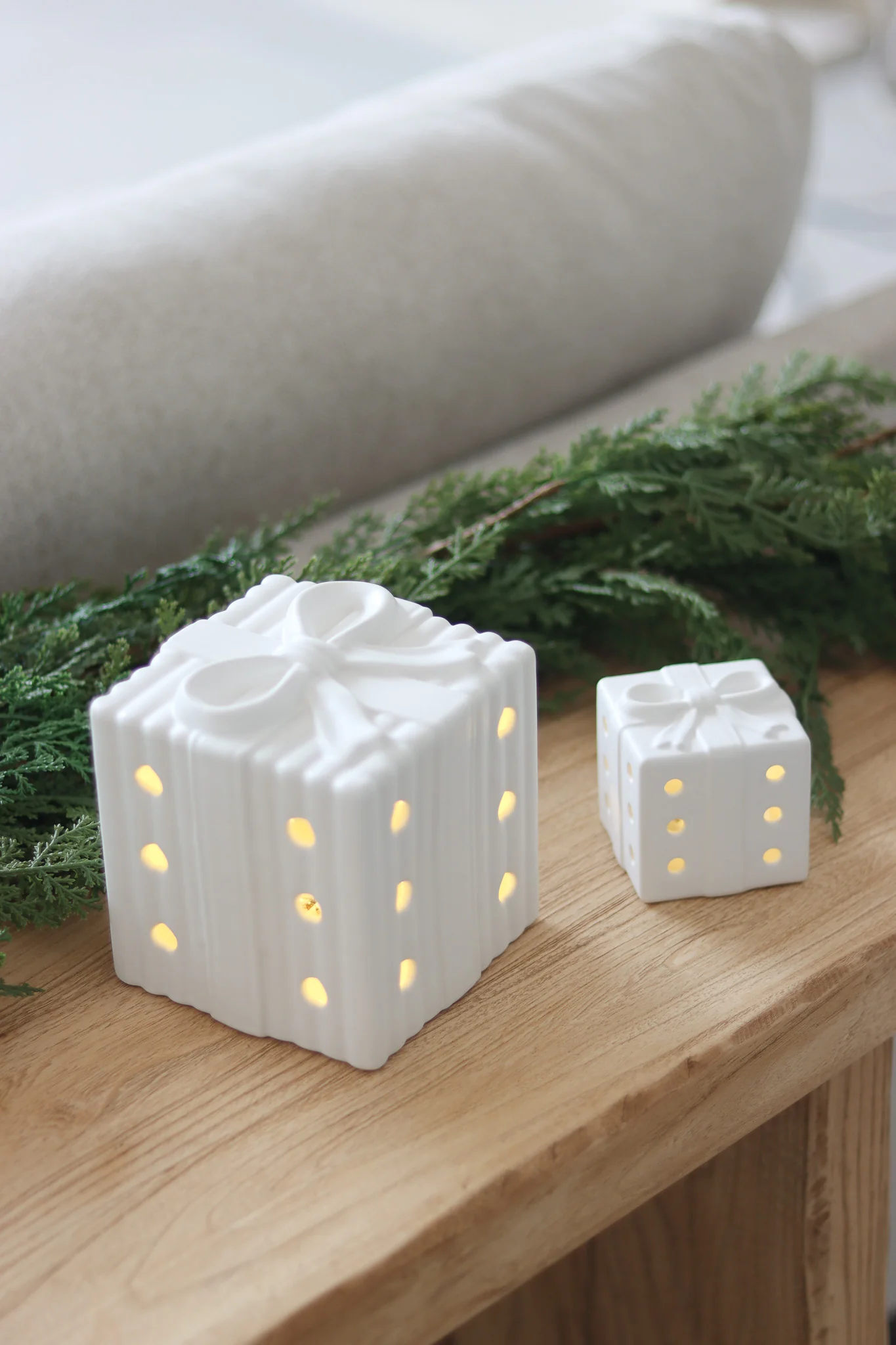 Set of 2 LED Christmas Presents - Image 5