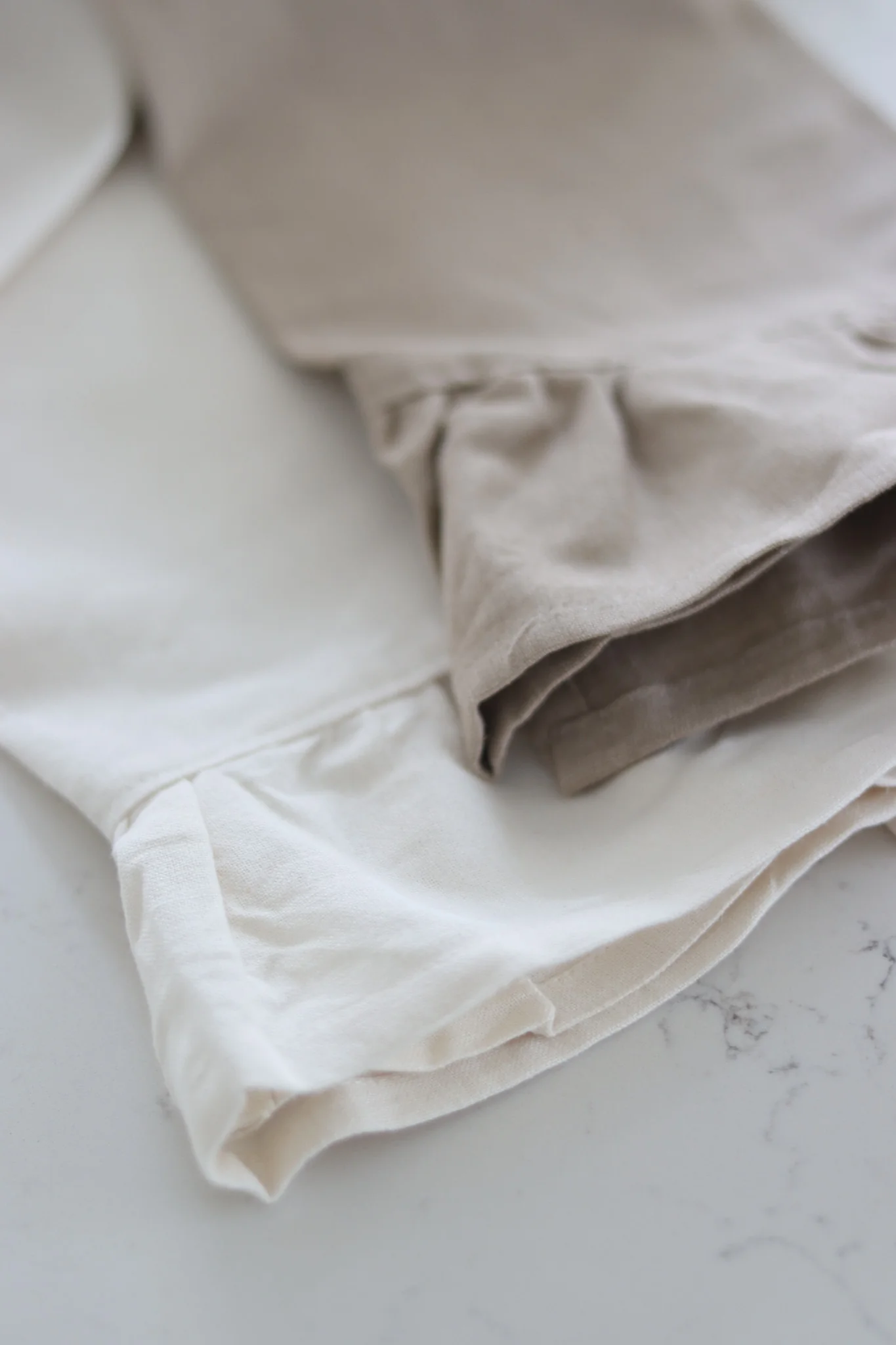 Set of 2 Ruffled Taupe Tea Towels - Image 3