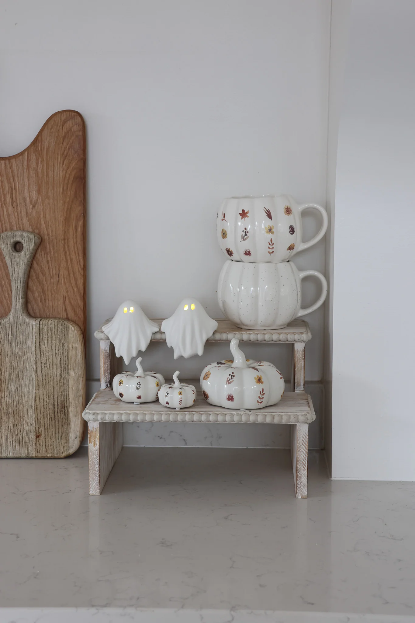 Set of 2 Shelf Sitting LED Ghosts - Image 2