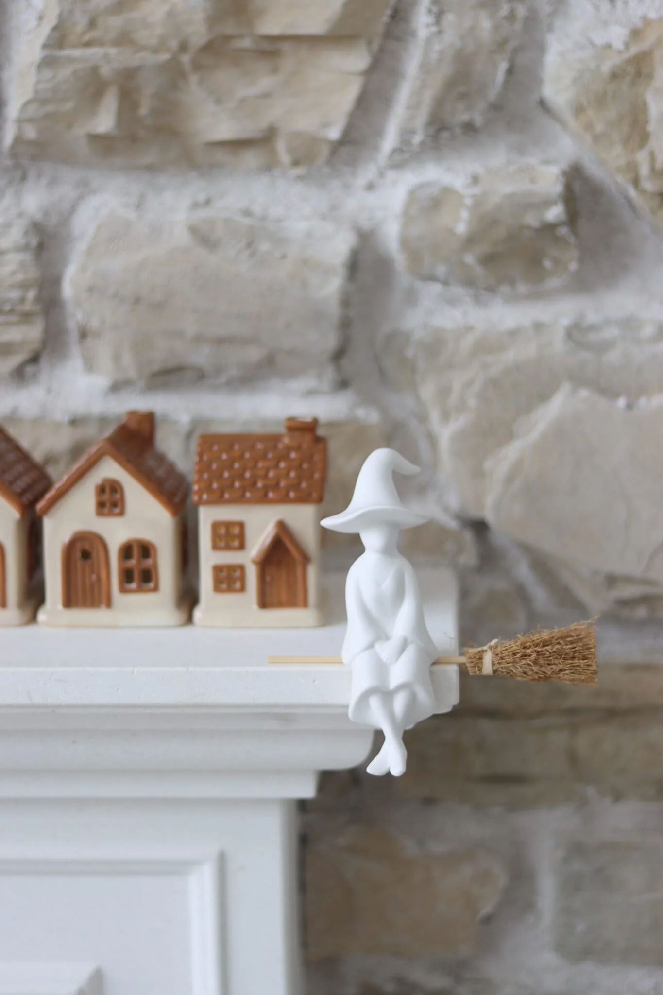 Shelf Sitting Witch - Broom - Image 5