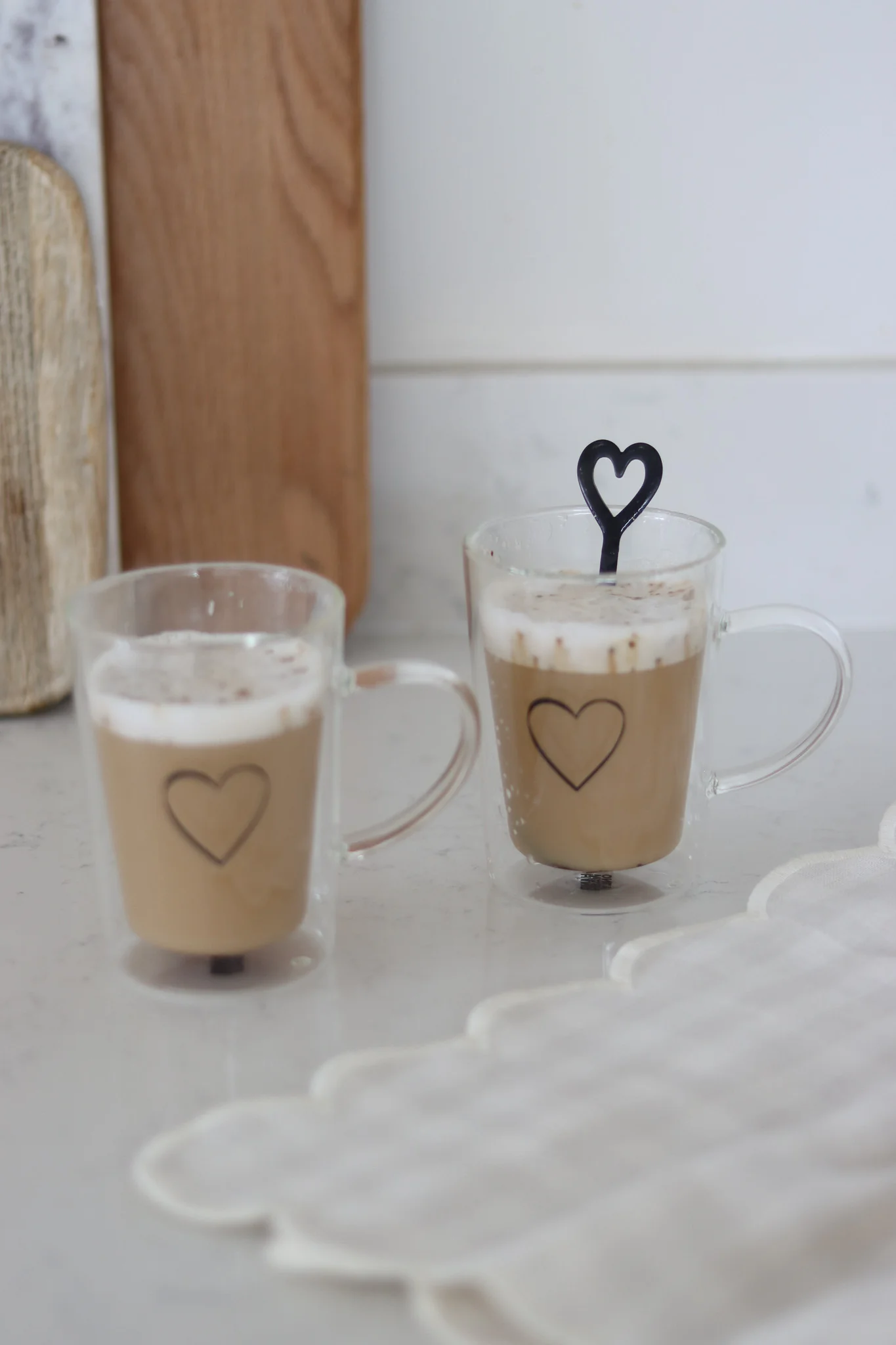 Slim Double Wall Glass Mug Set -2 Piece - Single Heart/Black - Image 2