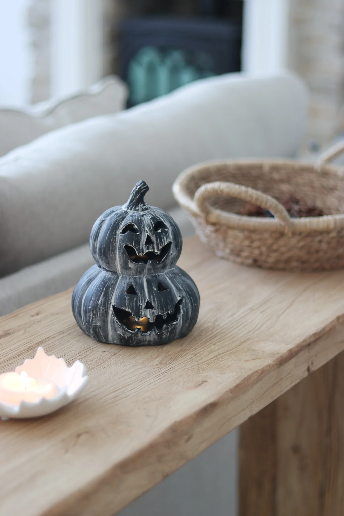 Stacked Terracotta Jack O Lantern – Black