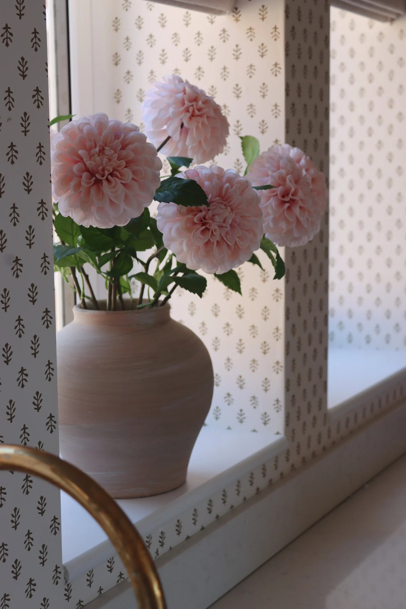 Terracotta Ceramic Vase - Image 4