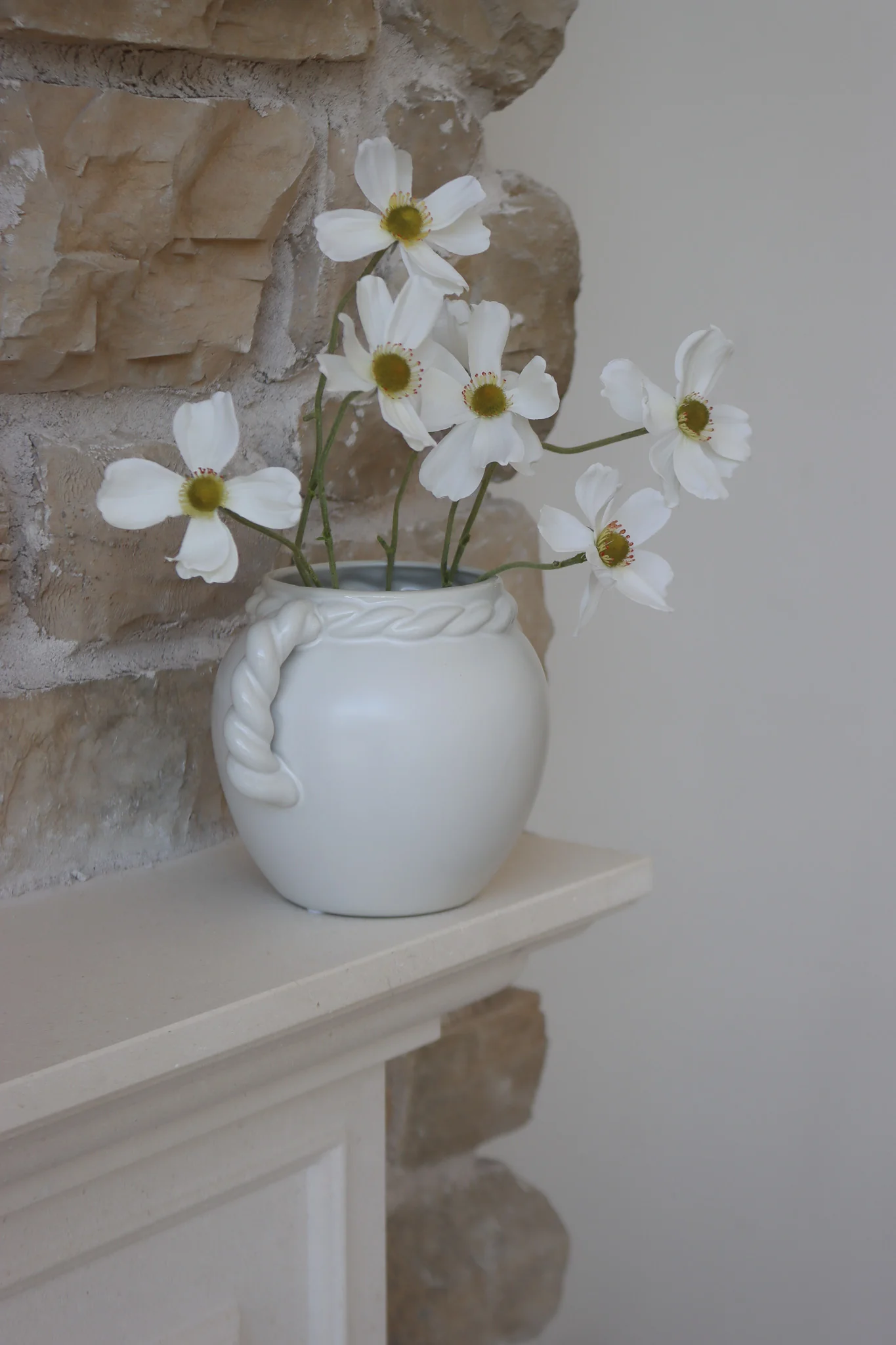 Twisted handled ceramic vase - Image 6