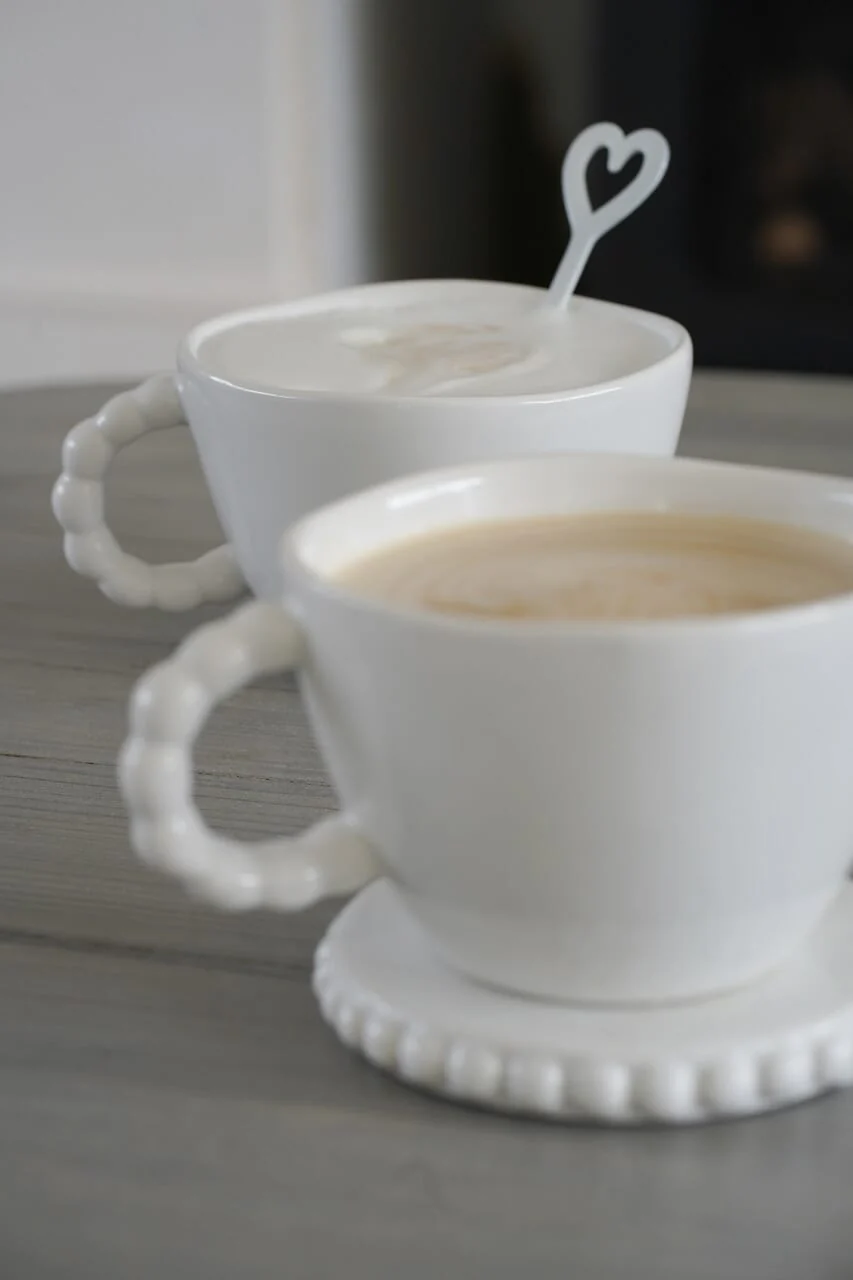 White Beaded Ceramic Mug - Image 4